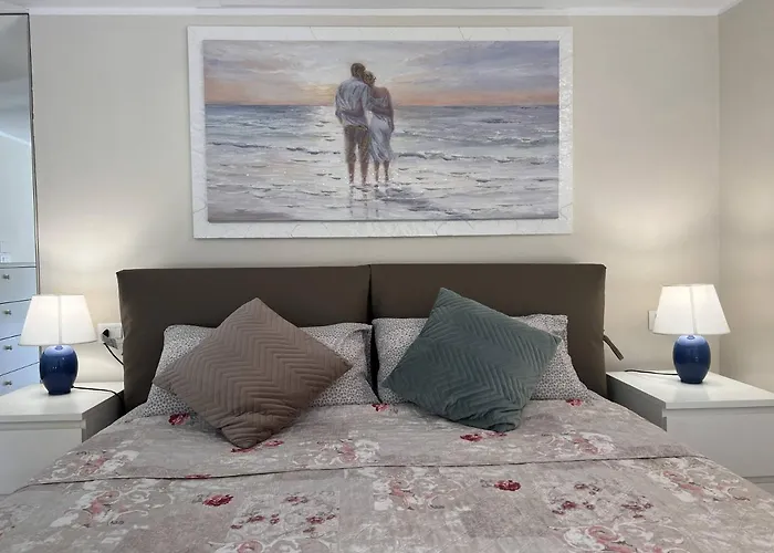 Welcome Riviera - Al Castello-Vista Mare -Romantico E Centrale A 20 Metri Dal Mare-Toll Parking At 20 Euro Per Day To Be Booked In Advance -Subject To Availability