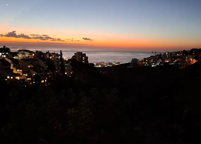 חופשה שקטה בכרמל נוף לים, שקיעות וחניה חינם