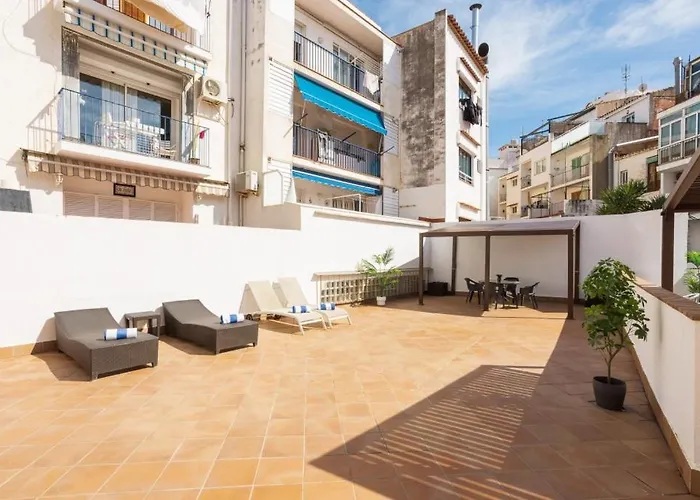 Lucas House Apartments By Sitges Group