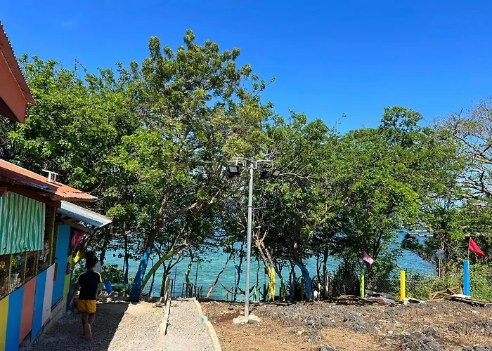 Scott Camotes Beach House