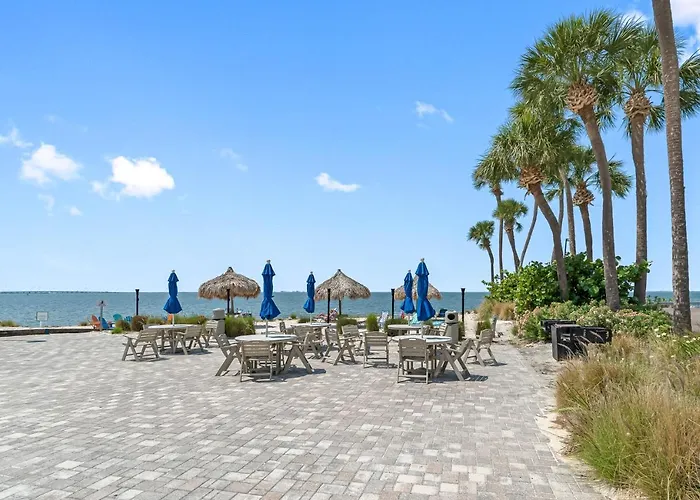 Welcome To Sea Forever Balcony With Ocean Views!