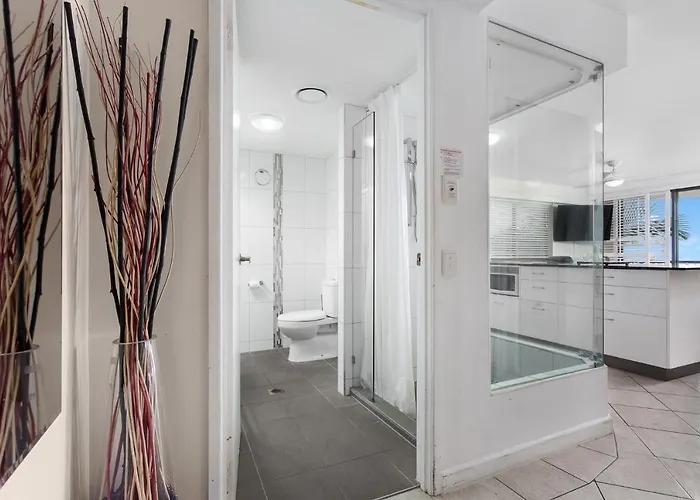 Cairns Esplanade Apartment