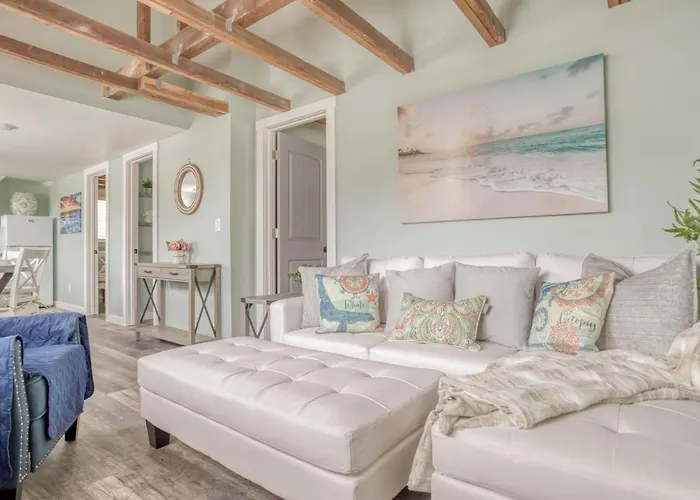 Ocean Break - Meredith Lodging