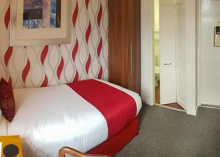 Annabelle Rooms