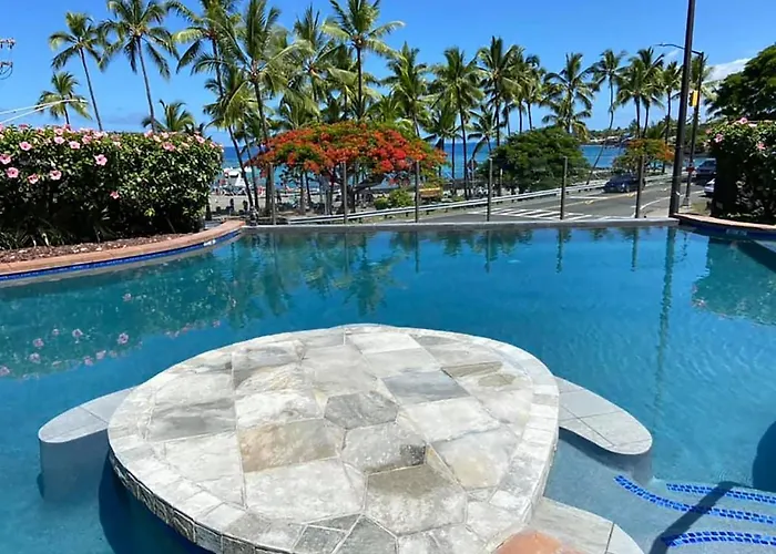 Beach Villas At Kahalu'U