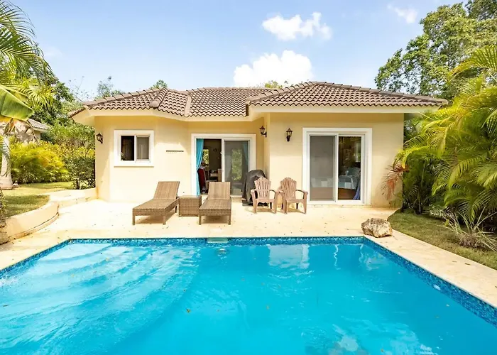 Private Pool & Jacuzzi Villa In Sosua