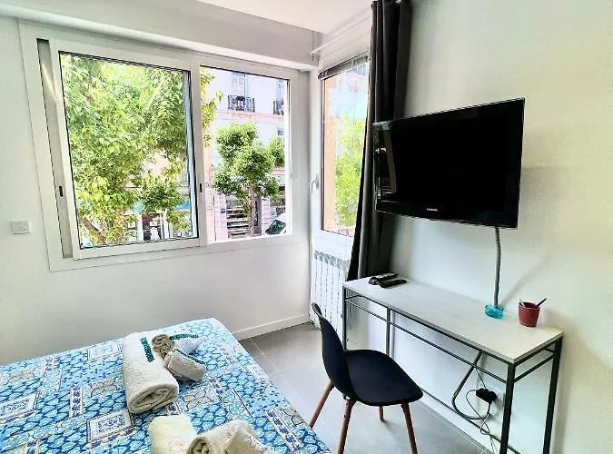 Gloria Maris Apartment