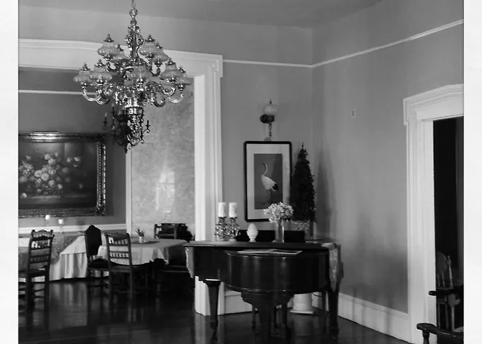The Lasker Inn