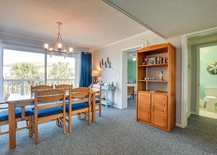 Sunny Condo - Private Ocean Isle Beach Access!