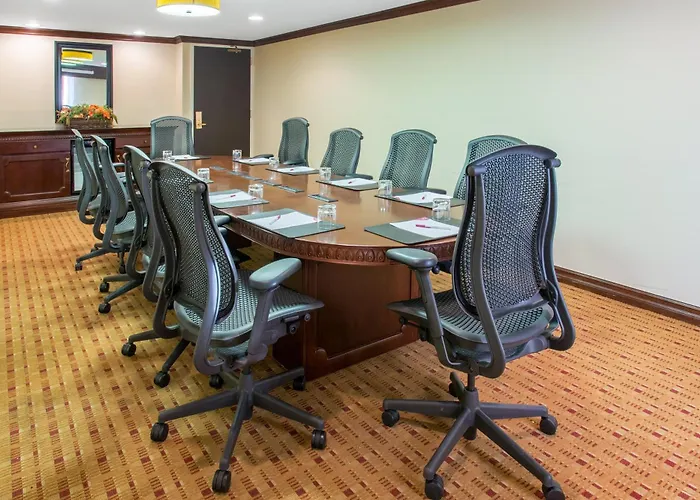 Crowne Plaza Albuquerque By Ihg