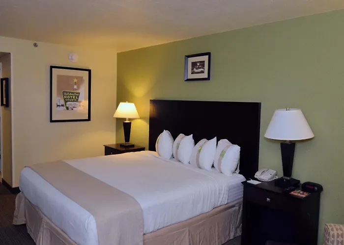 Holiday Inn - Fort Myers - Downtown Area By Ihg