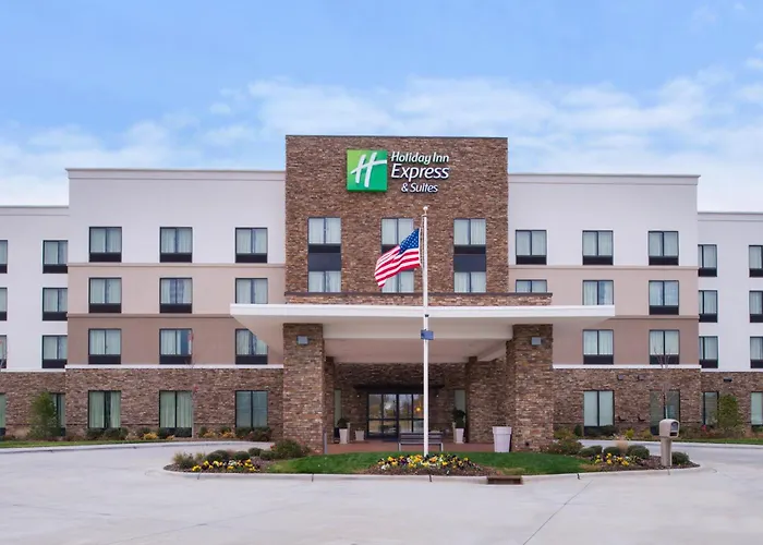 Holiday Inn Express & Suites Monroe By Ihg