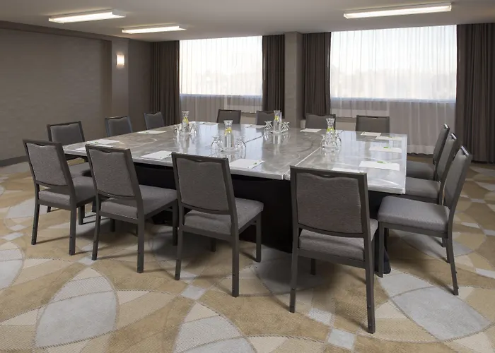 Holiday Inn Winnipeg-South By Ihg