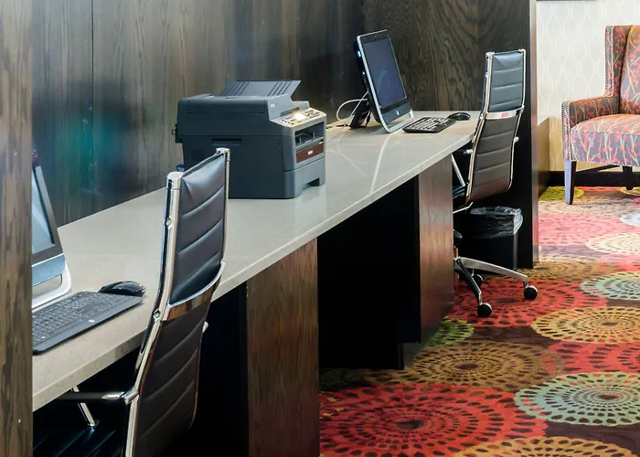 Holiday Inn Express Big Rapids By Ihg