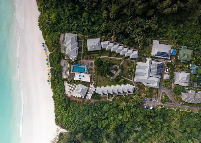 Acajou Beach Resort