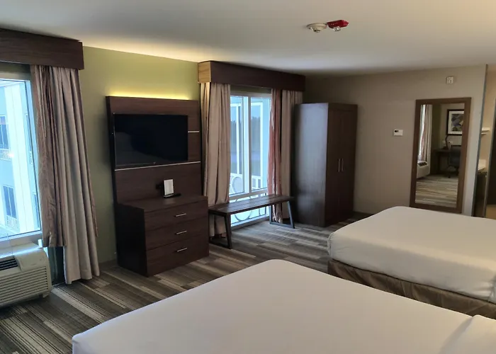 Holiday Inn Express Trincity By Ihg