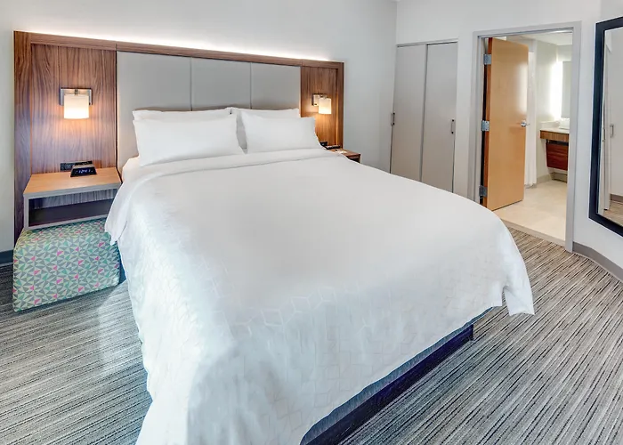 Holiday Inn Express & Suites West Long Branch - Eatontown By Ihg