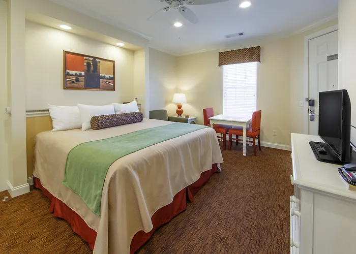 Holiday Inn Club Vacations Fox River Resort At Sheridan