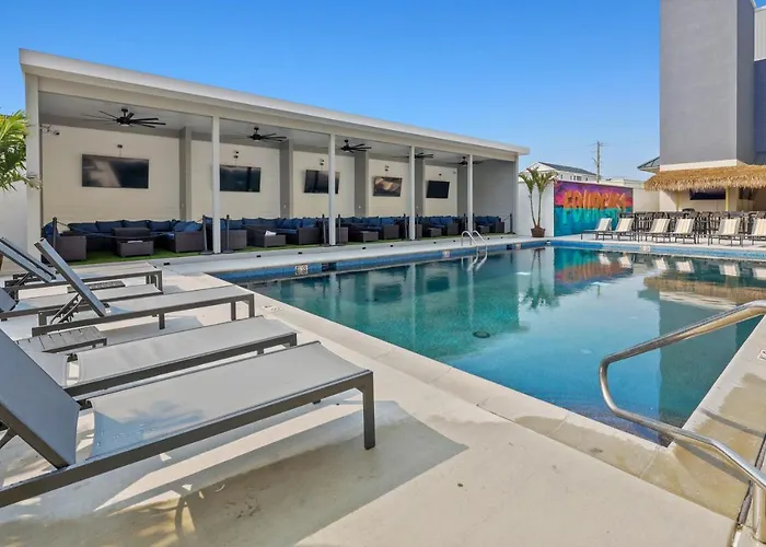 Seaport Suites