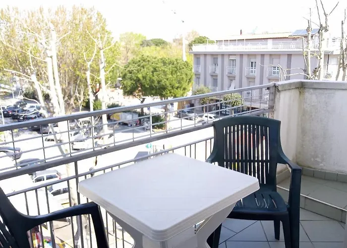 Hotel Venezia Beach