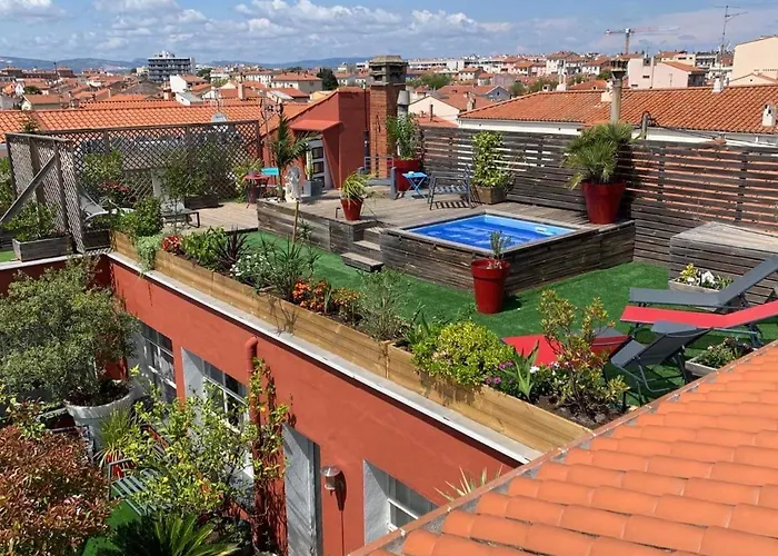 Le Patio Pere Pigne Guestroom
