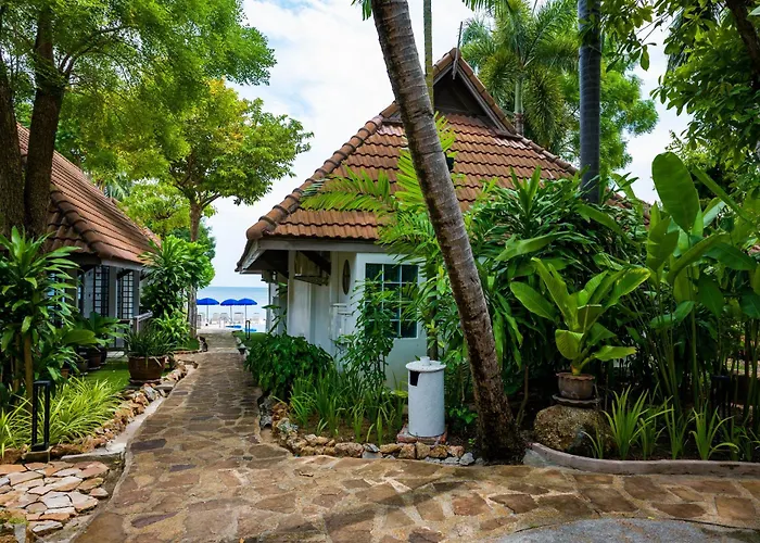 Samui Natien Resort