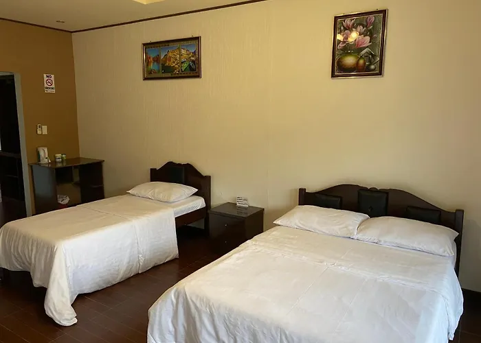 Minshukukcs Hotel And Restaurant