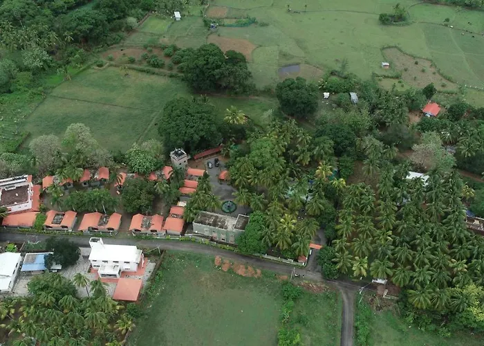 Kuttralam Resorts