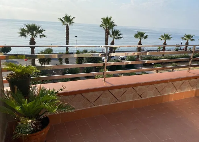 Appartamento fronte mare