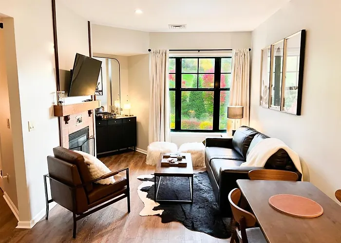 Cozy Mountain View Condo