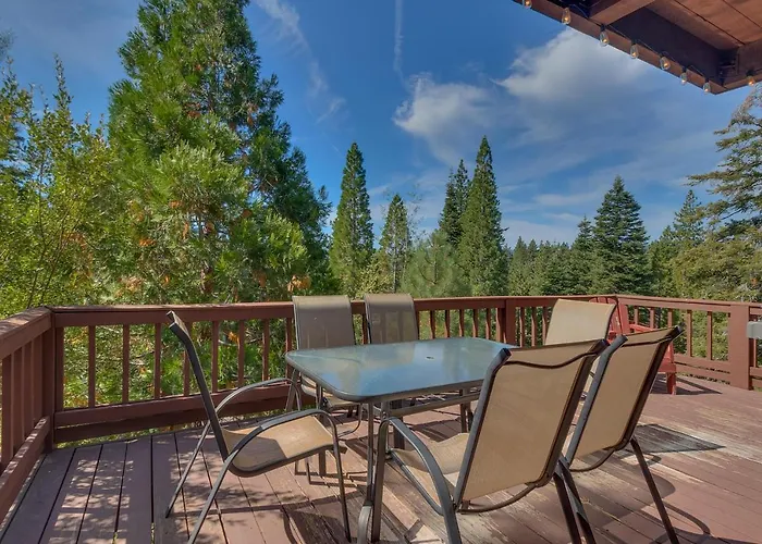 North Shore Condo - Updated 3 Story Condo Near Palisades Resort!