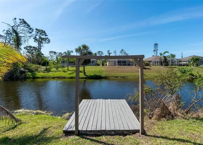 Seabreeze 3-Bedroom Pool Villa Close To The Beach!!!