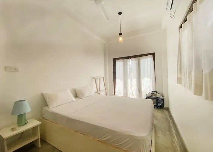 Dimuthu Home