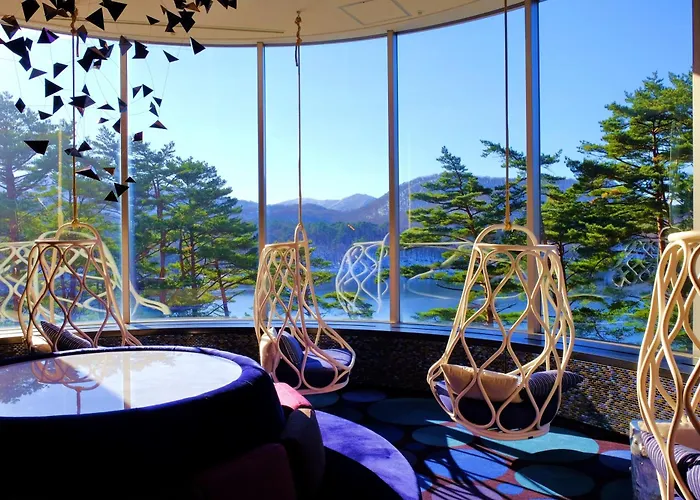 Urabandai Lake Resort Goshiki No Mori