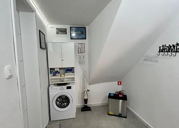 Apartma Tayana Piran - With Affordable Parking !!!