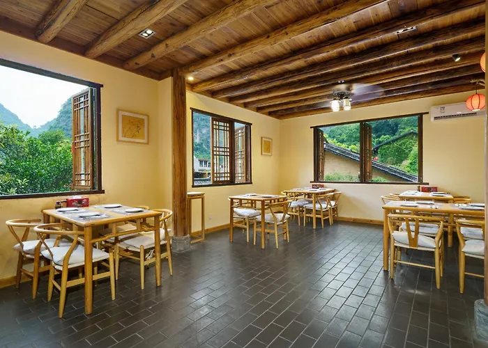 Yangshuo Ancient Garden Boutique Hotel-English Speaking Team&Swimming Pool&Activities Organized&Free Pick Up From Airport Or Ts Over 4 Nights