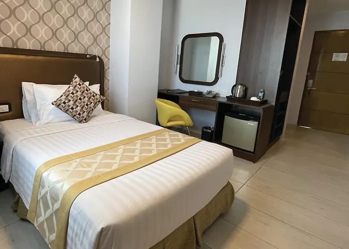 One Central Hotel & Suites