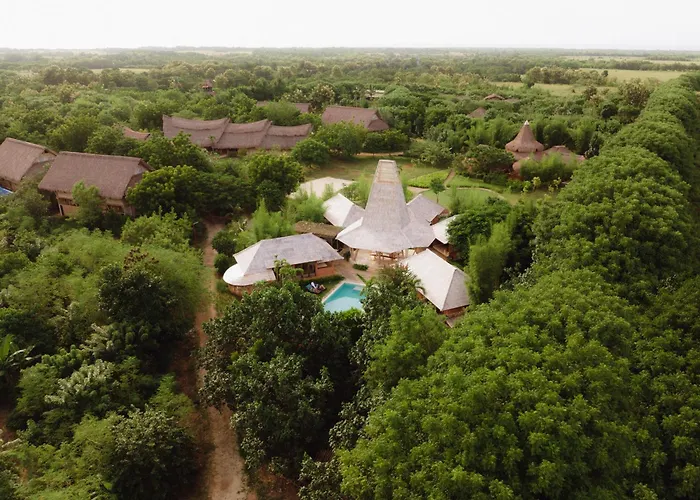 Maringi Sumba By The Sumba Hospitality Foundation