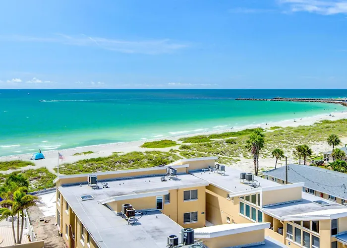 Venice Beach Views - 2 Bedroom