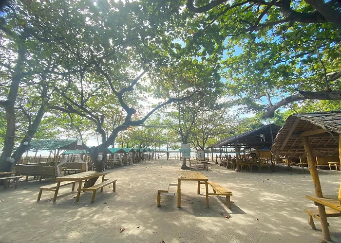 Beach Front Calatagan Apartelle