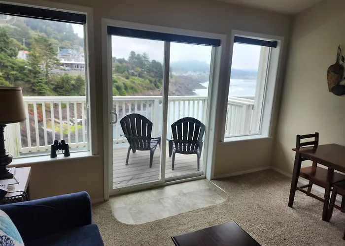 Inn At Arch Rock