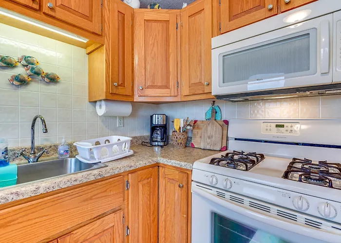 Beachfront Lavallette Home - 2 Mi To Casino Pier!