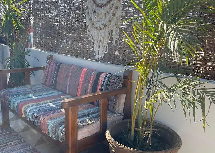 La Casa Guest House