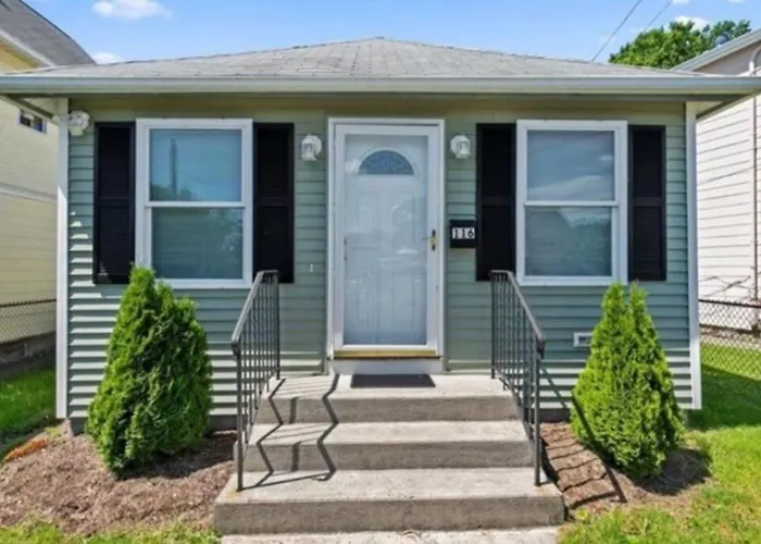 Bobby'S Beach Bungalow