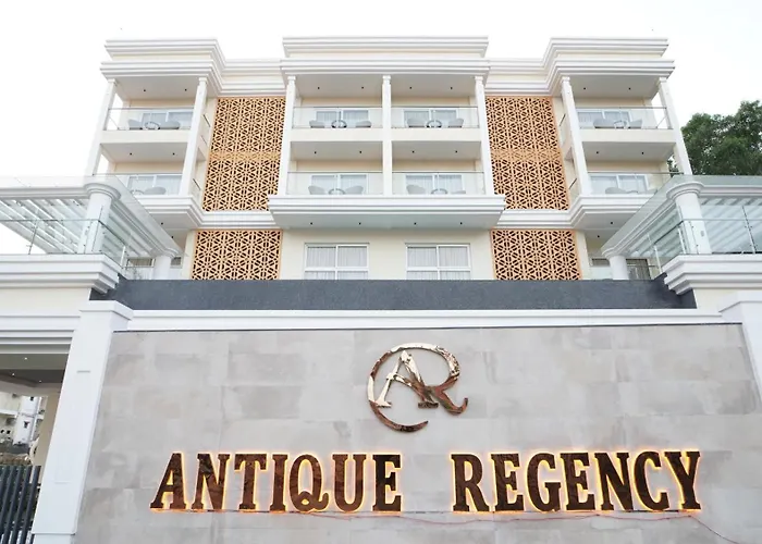 Antique Regency !! Luxurious Hotel In Digha !!