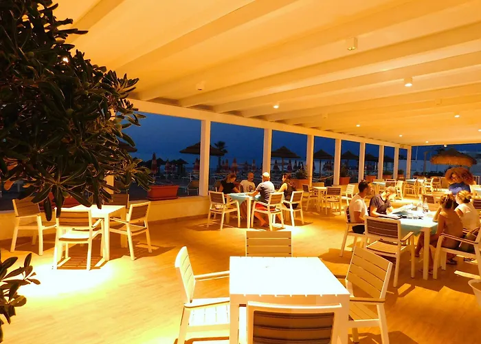 Albergo Diomedee Rooms On The Beach