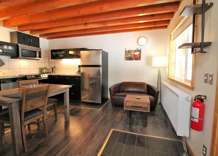 Red Cariboo Apartments