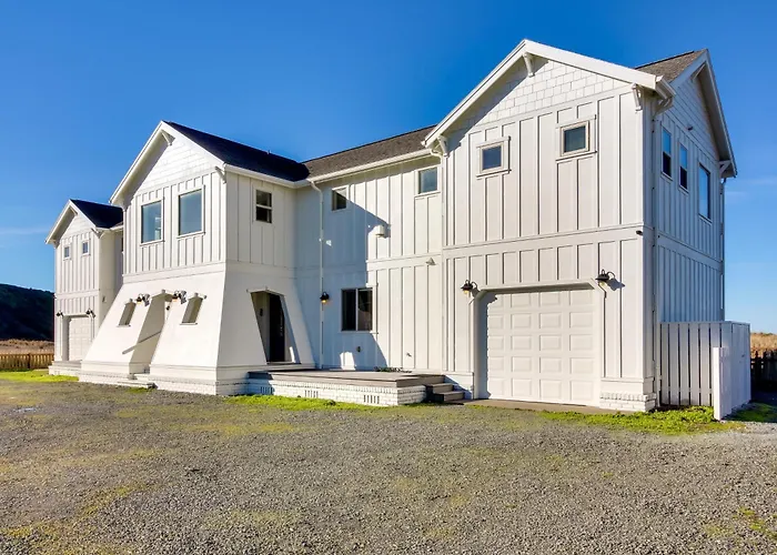 Beachfront Bandon Vacation Rental W/ Ocean View!