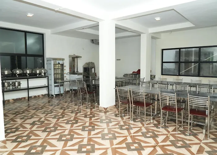 Hotel Vetrivel By Brown Tree