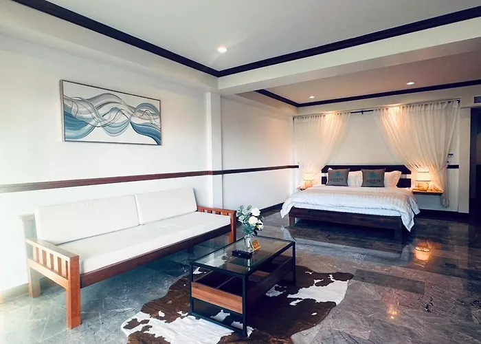 Ocean Pie Phuket - Adult Only